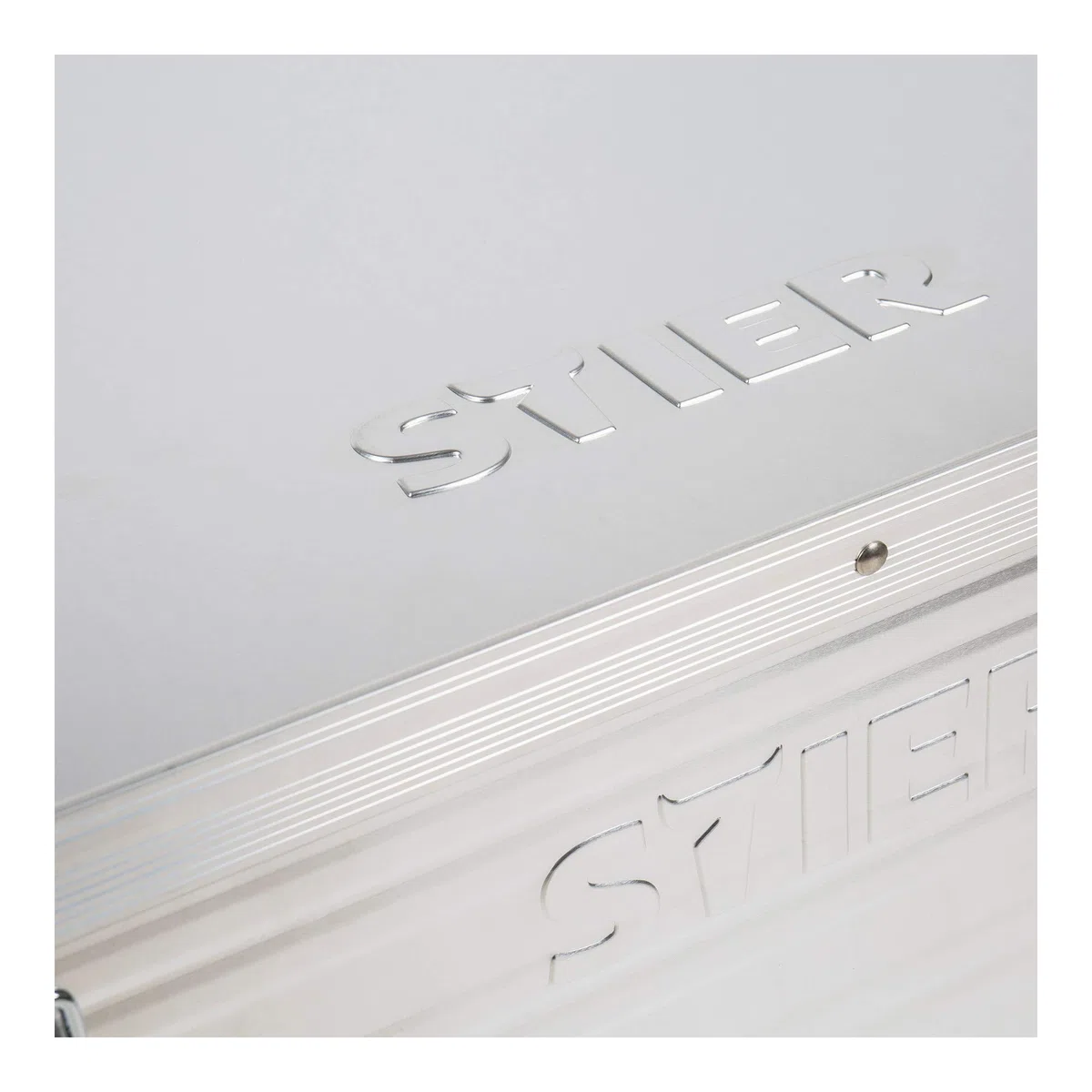 STIER Alubox Set, Aluminiumbox 50L 85L und 135L, stapelbare Transportkisten, Staub- und spritzwasserresistent mit Gummidichtung und Klapphandgriffen, für Transport und Lagerung